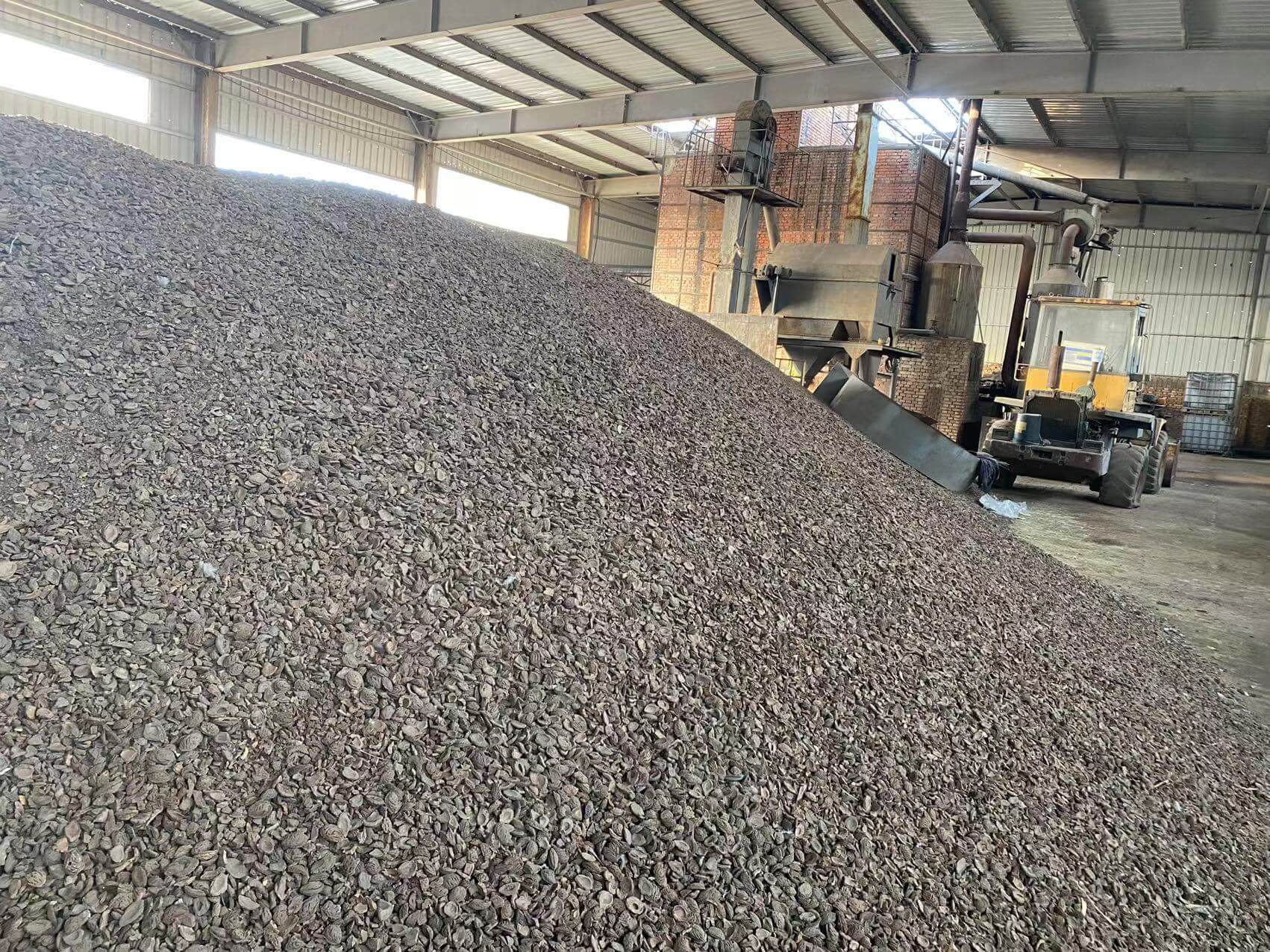 生產(chǎn)<a href=http://www.057412356.com/gkhxt/ target=_blank class=infotextkey>果殼活性炭</a>環(huán)境