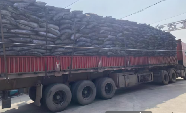 <a href=http://www.057412356.com/zzhxt/ target=_blank class=infotextkey>柱狀活性炭</a>，廢氣活性炭發(fā)車