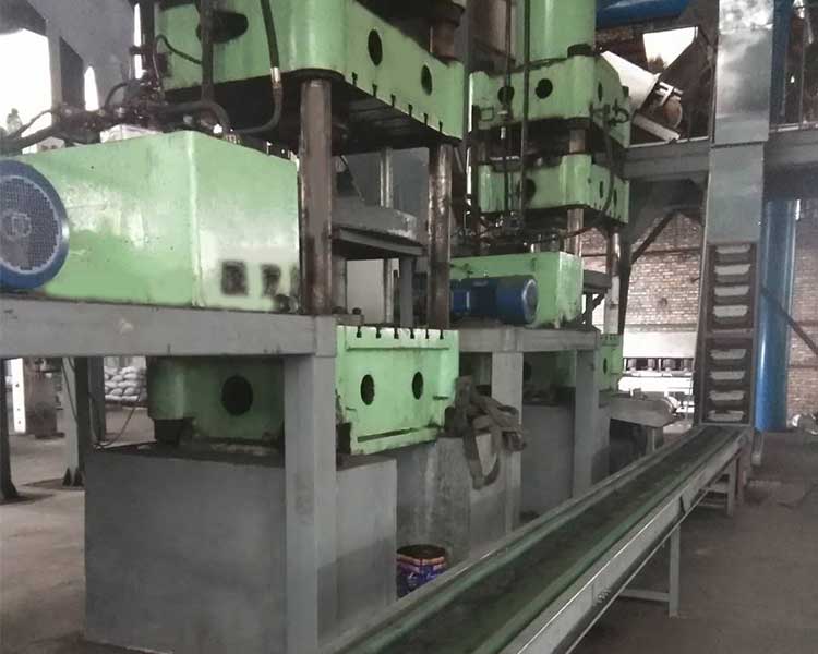 生產(chǎn)<a href=http://www.057412356.com/zzhxt/ target=_blank class=infotextkey>柱狀活性炭</a>設(shè)備